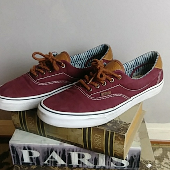 vans deck shoes